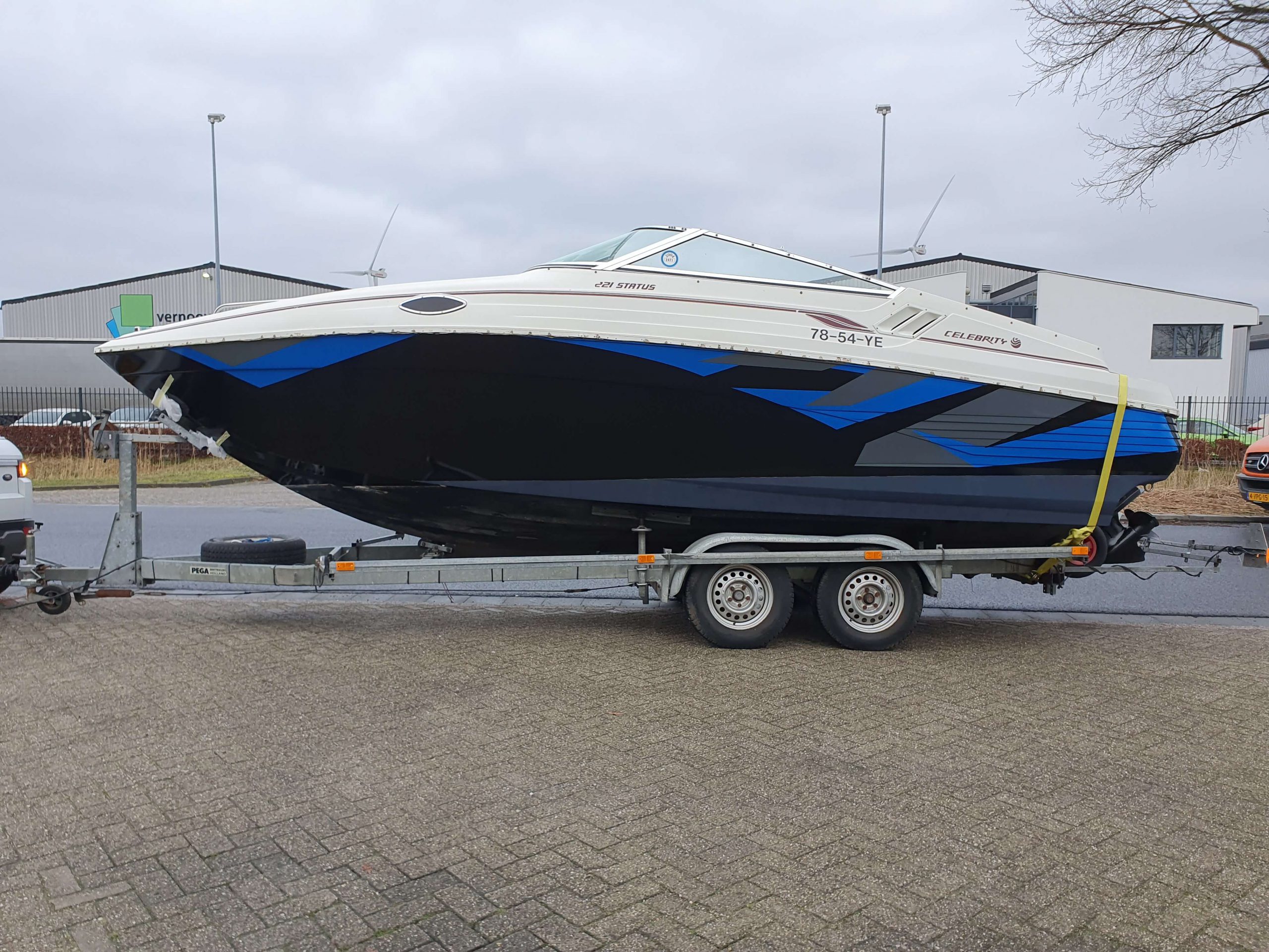 Fraude Megalopolis Pacifische eilanden Special: Boot wrappen Eleno - Carwrapmasters.nl