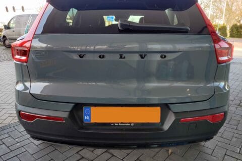 Volvo xc40 gril en achterzijde ontchromen