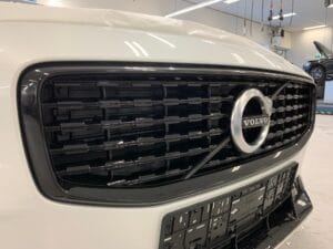 Volvo V40 Ontchromen gril
